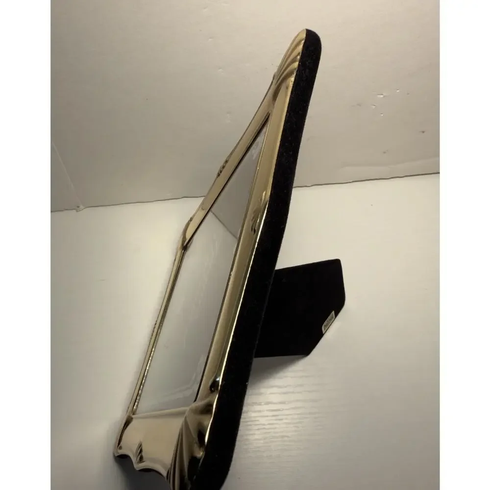 Gold Scalloped Picture Frame Photo 5x7 Easel Vintage Hollywood Regency Velvet